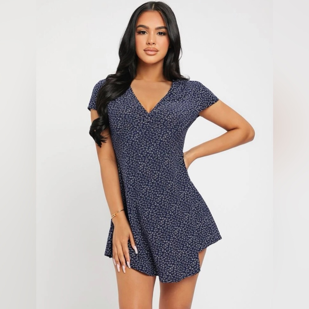 Shein Petite Ditsy Floral Print Tunic Dress - XS Petite